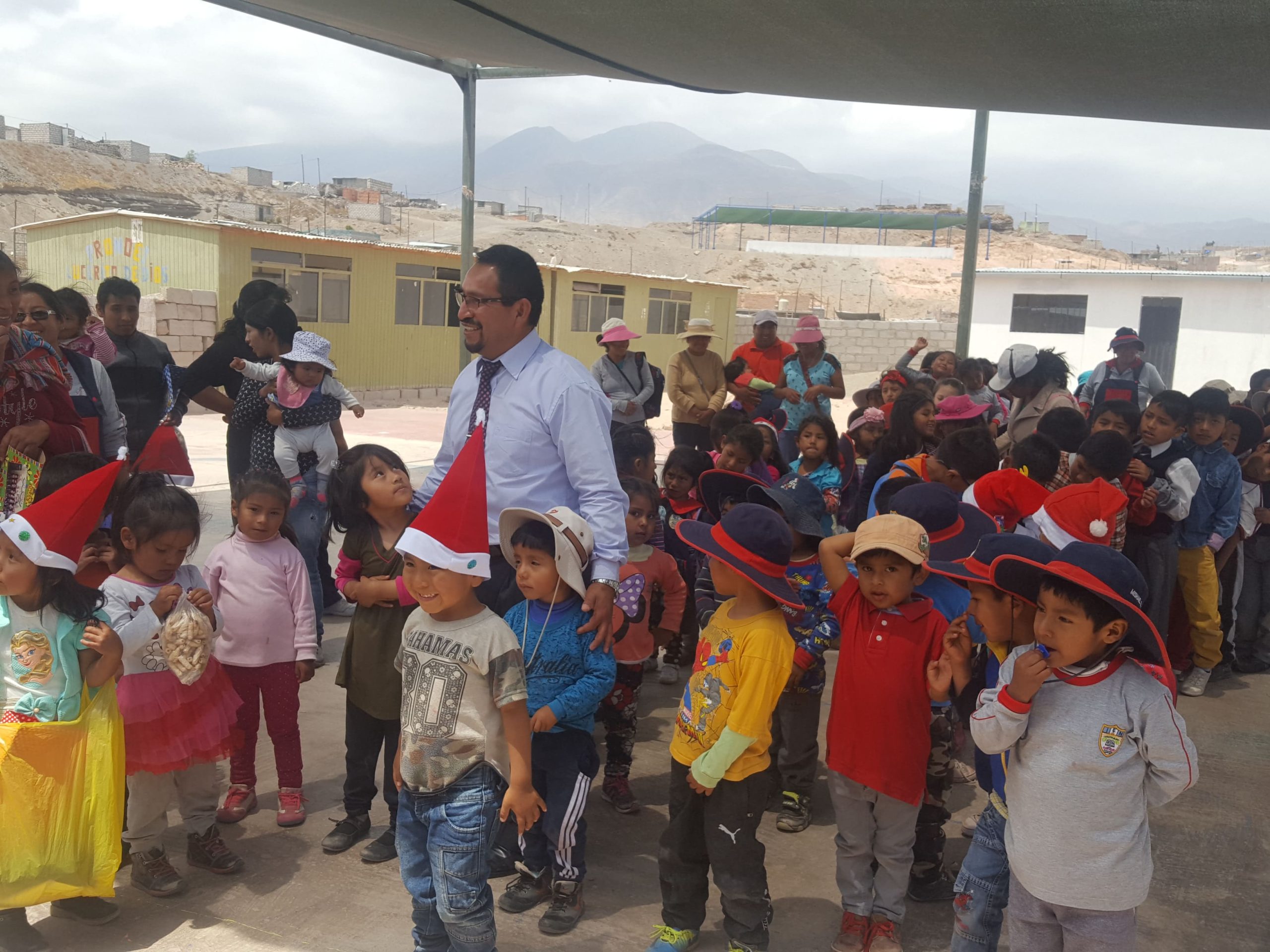 Foto 5 Navidad Niños sector XII JLByR Cerro Colorado